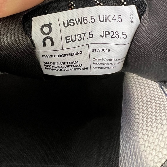 On Running On Cloud Monster Frost Cobalt 6.5 - Picture 9 of 9